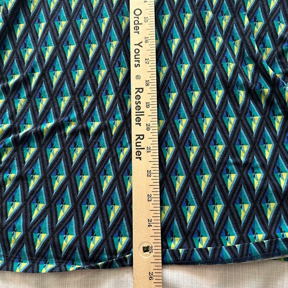 Lane Bryant Sleeveless V-Neck Diamond Print Tank Top Size 22/24 Rayon/Spandex - Picture 11 of 14